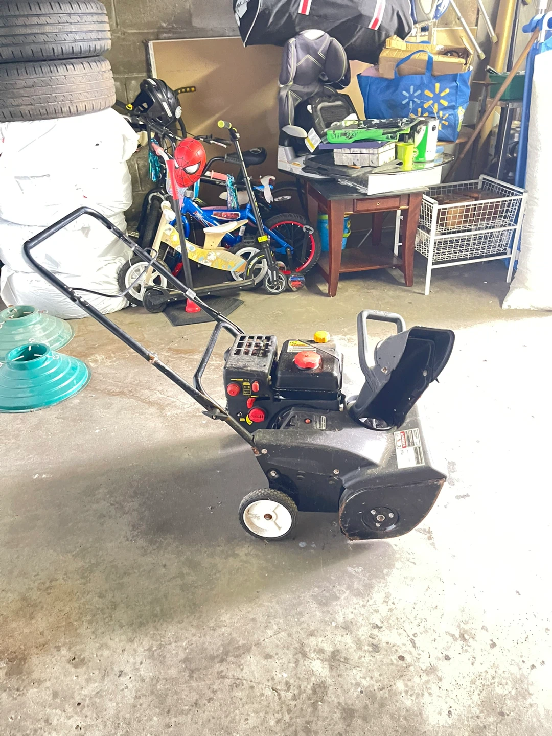 Yard Machines Snow Blower - photo 3