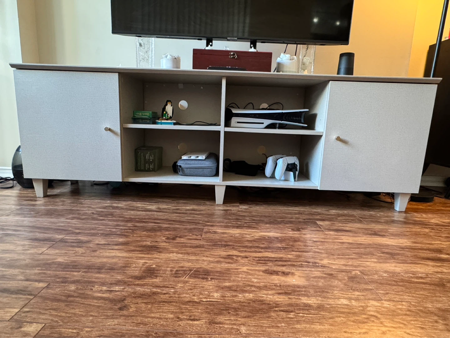 TV Stand/ console - photo 2