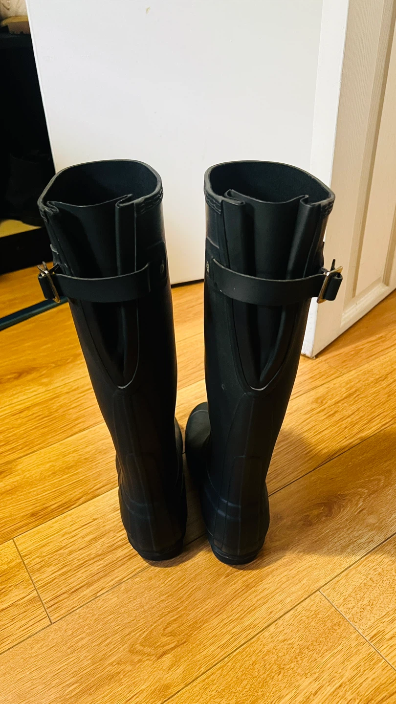 Used Hunter Black Tall Rubber Boots women’s - US 5! - photo 2