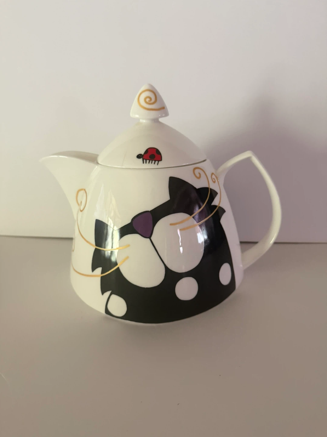 Fine China cat teapot