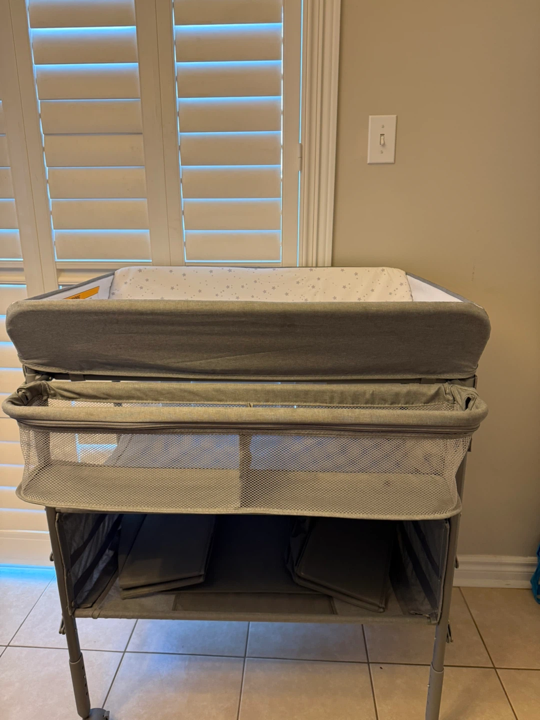 Diaper Changing Station - photo 2