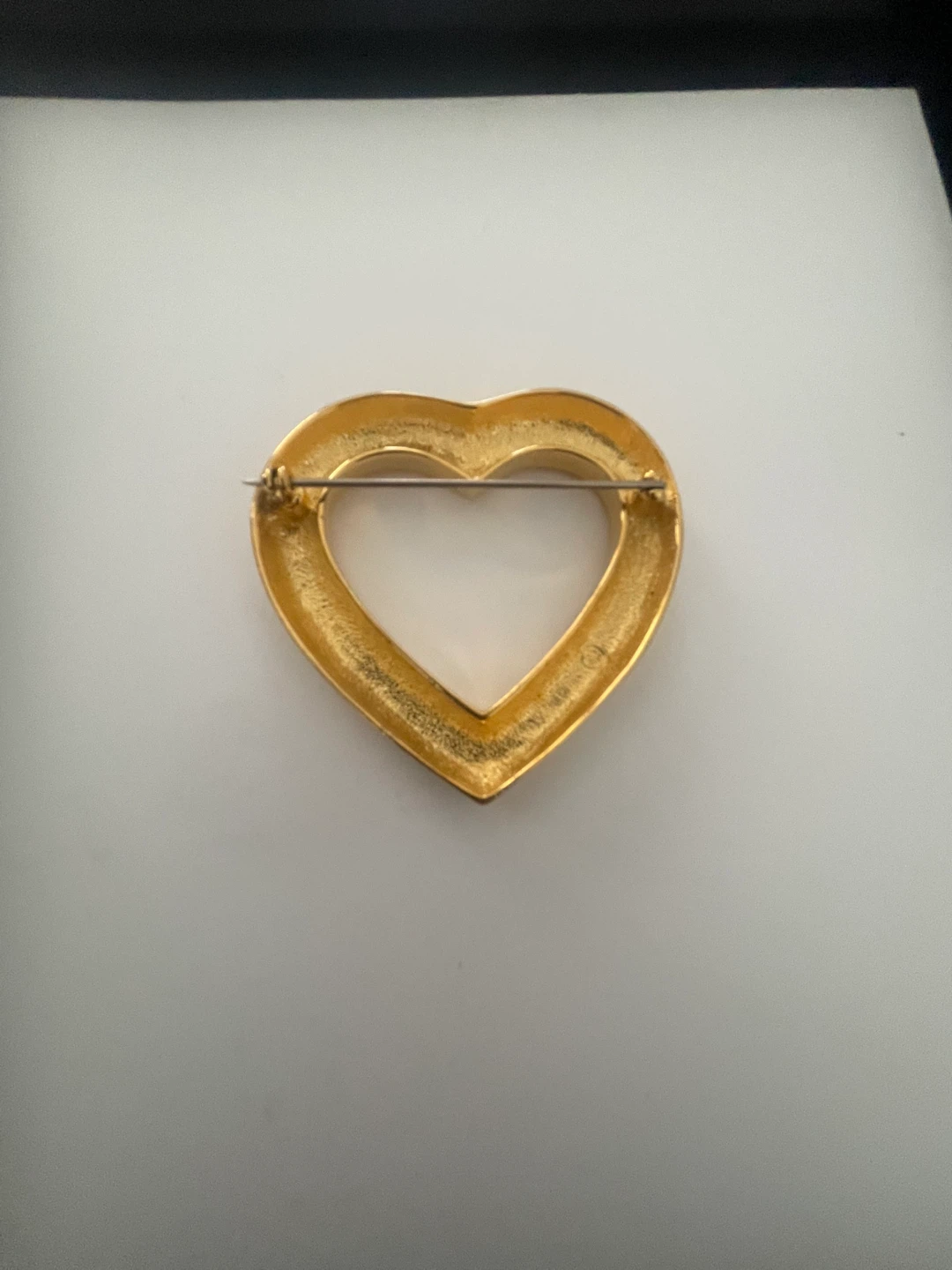 ALFRED SUNG VINTAGE Gold Tone Heart Brooch - photo 5