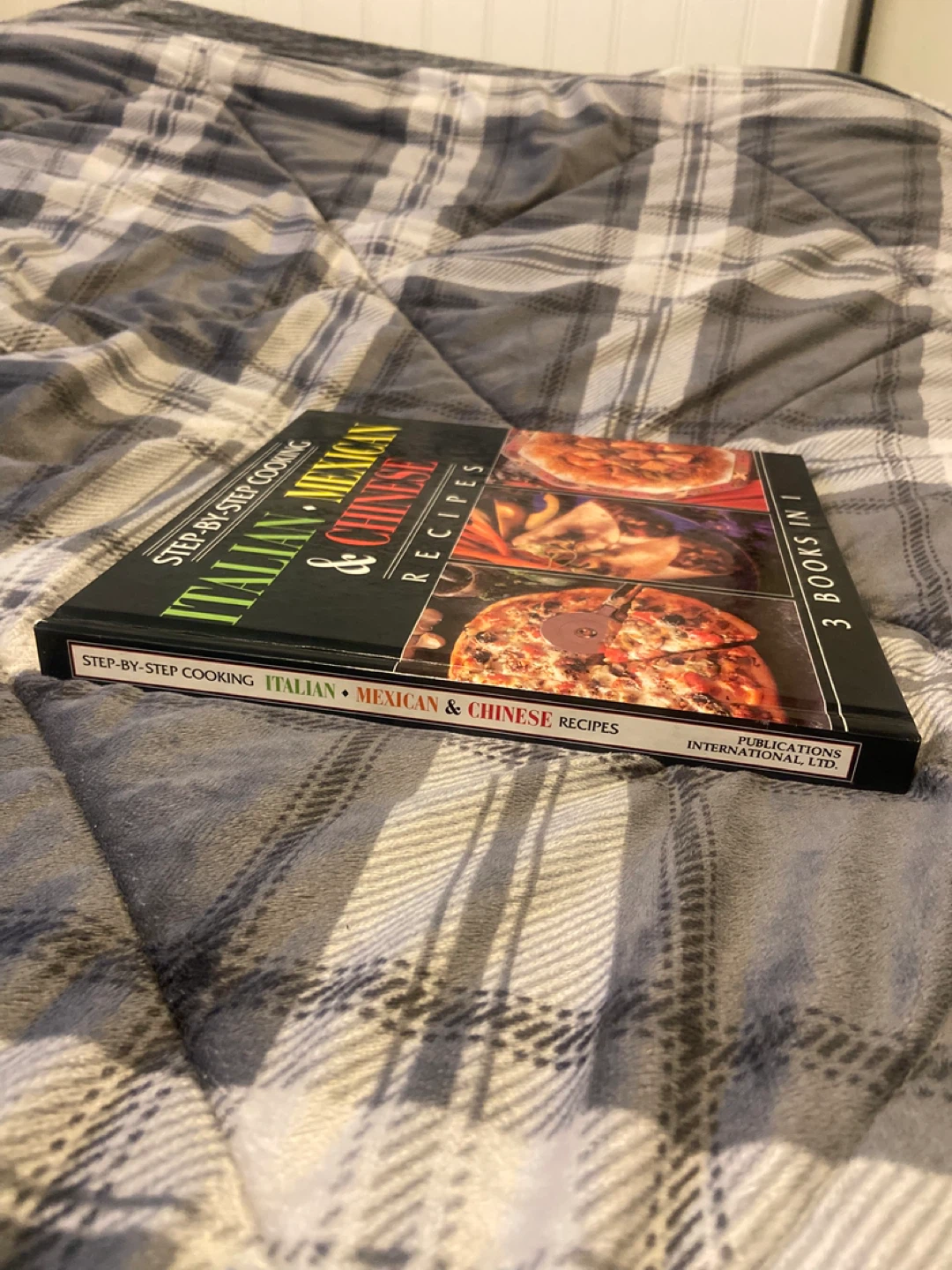 Italian Mexican and Chinese Hardcover 3in1 Cookbook - photo 3
