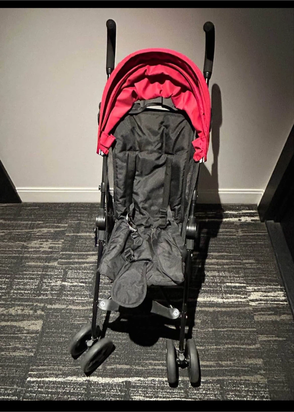 Red Lightweight Stroller - photo 3