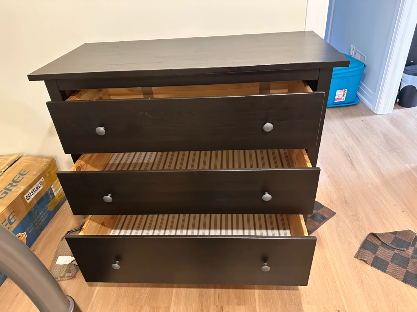 Ikea 3-Drawer Dresser - photo 2