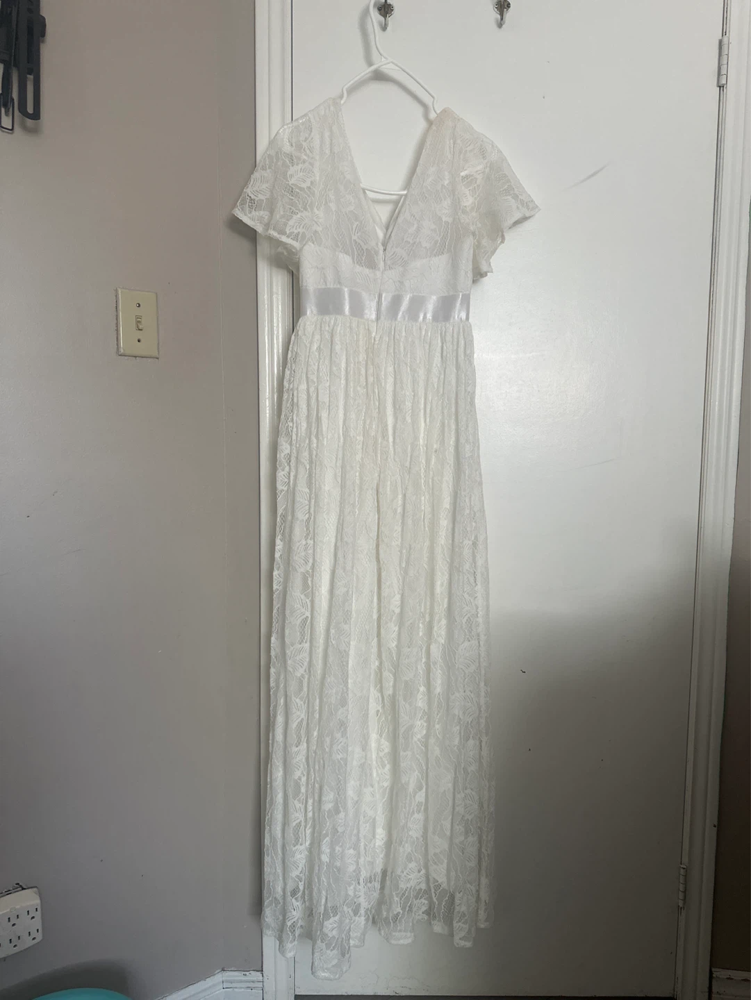 White Lace Maxi Dress - photo 3