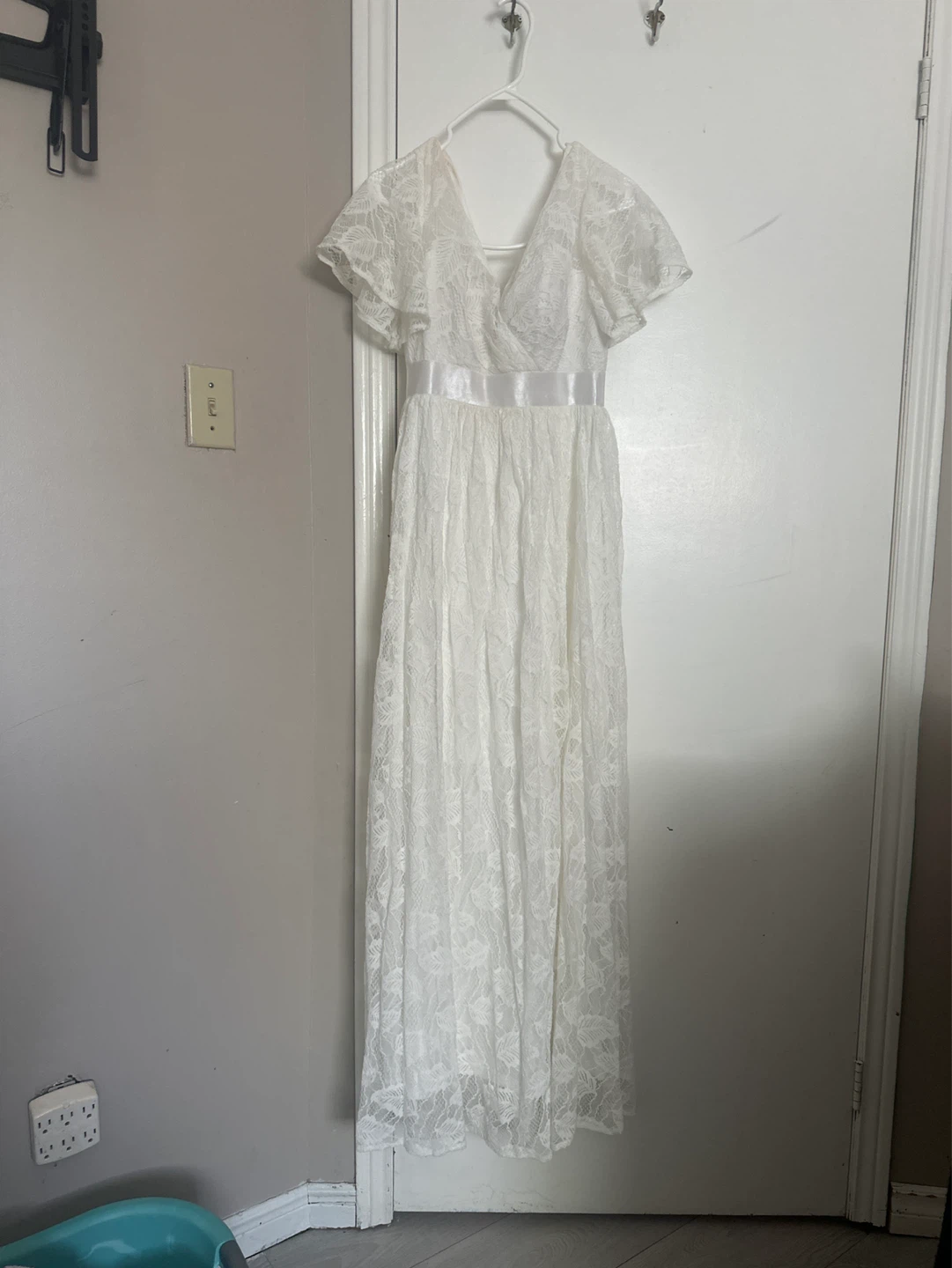 White Lace Maxi Dress - photo 2