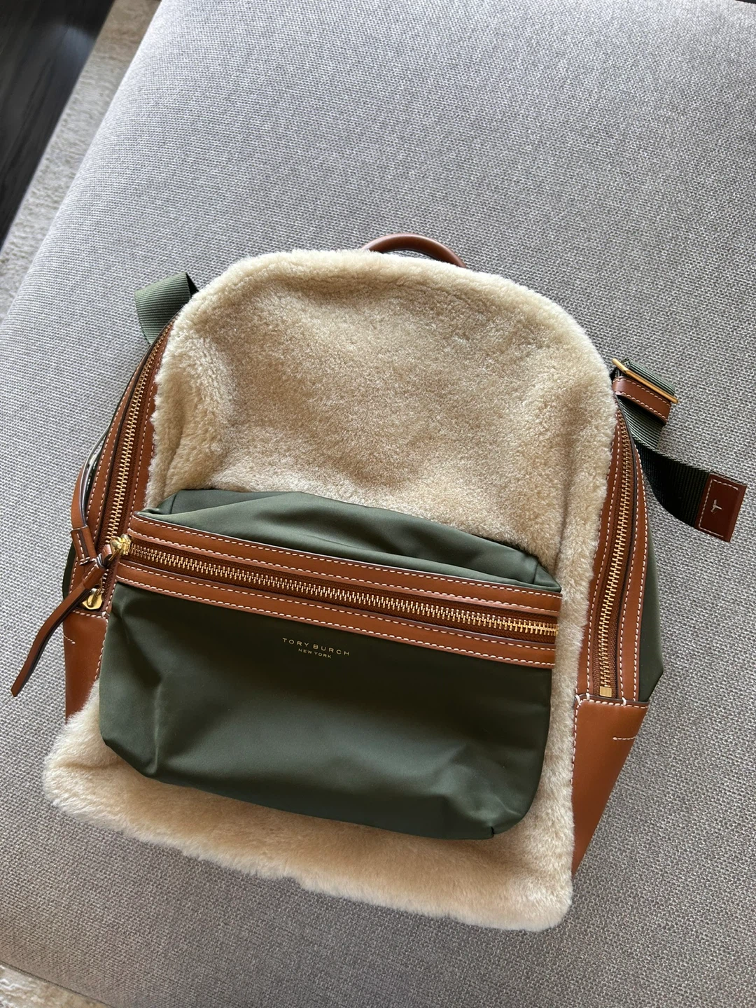 Tory Burch Perry Shearling Backpack - real fur - photo 2