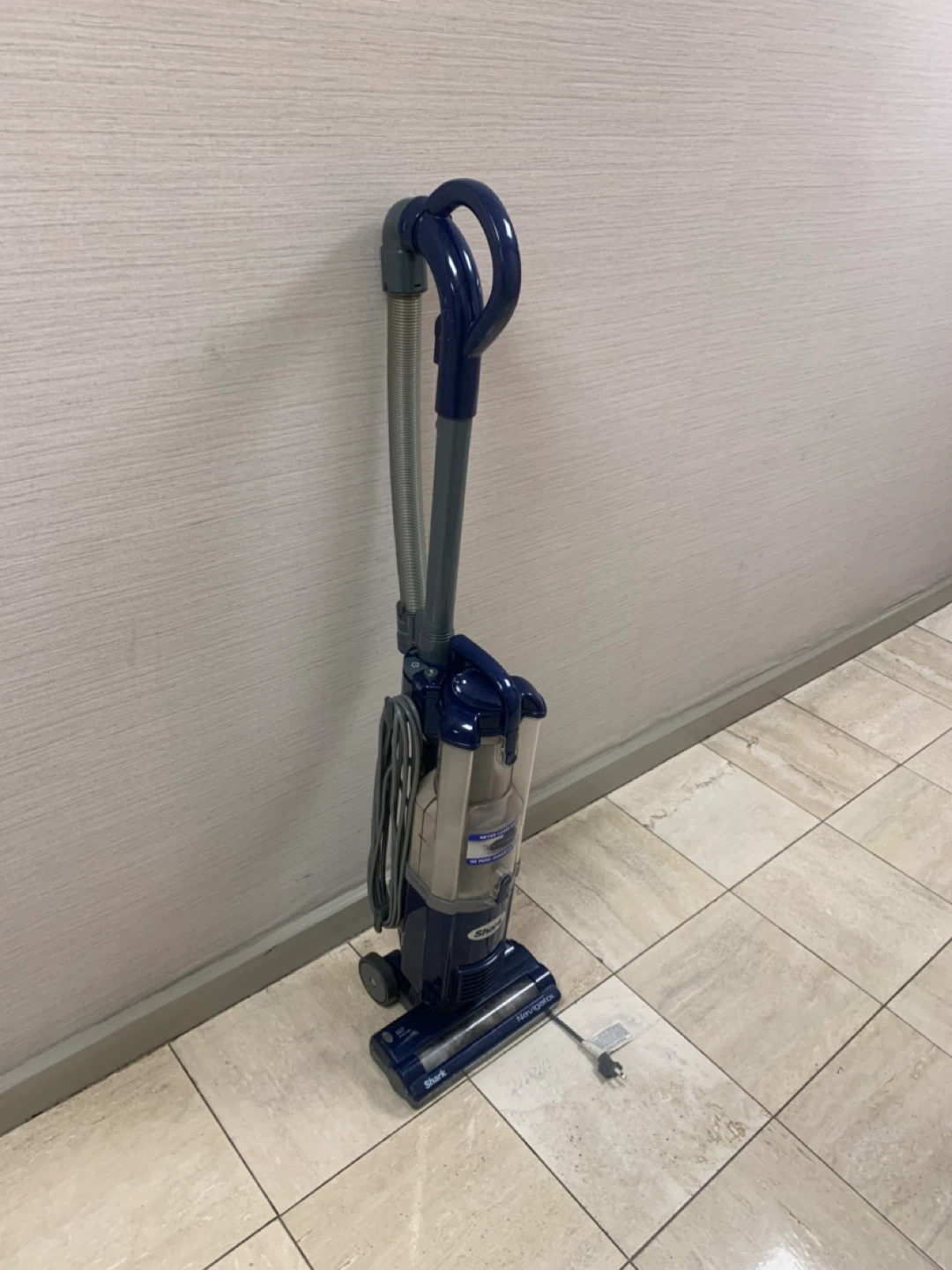 Shark Navigator Upright Vacuum Cleaner