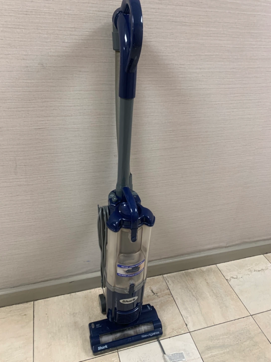 Shark Navigator Upright Vacuum Cleaner - photo 3