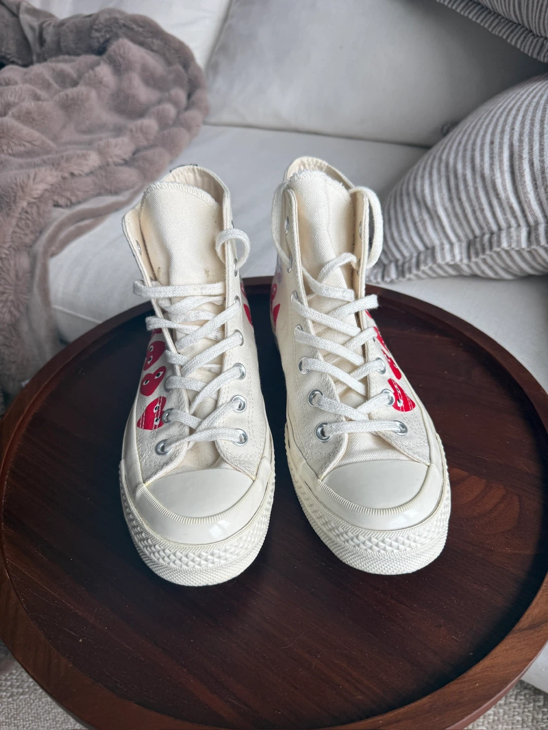 Comme des Garçons Converse size 8