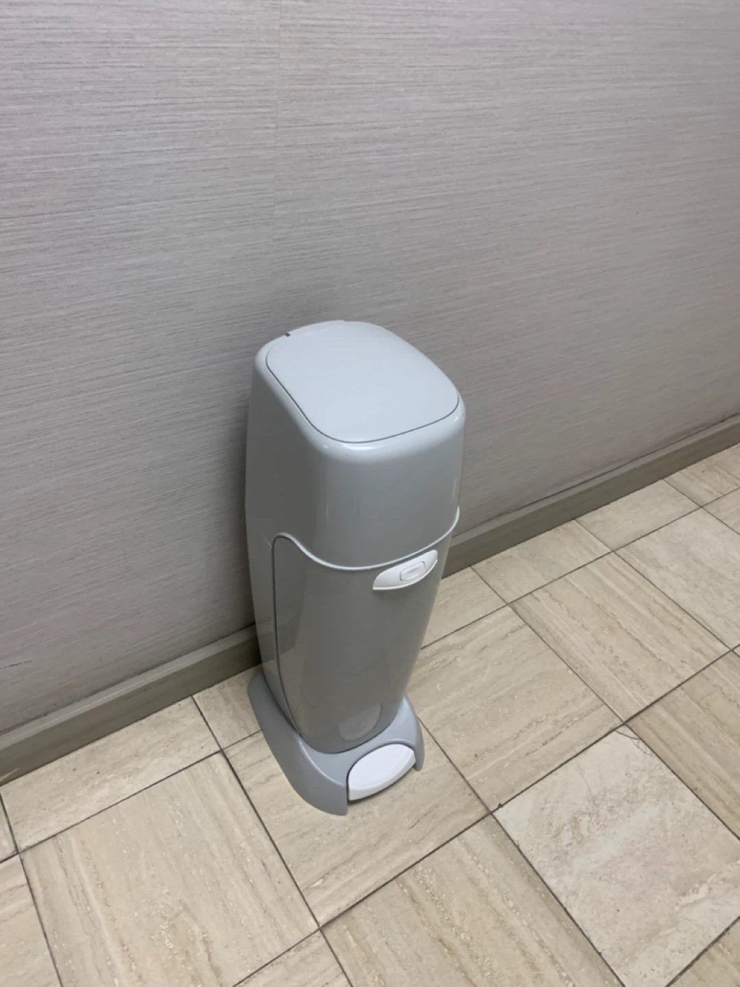 Ubbi Diaper Pail Liner Dispenser - photo 2