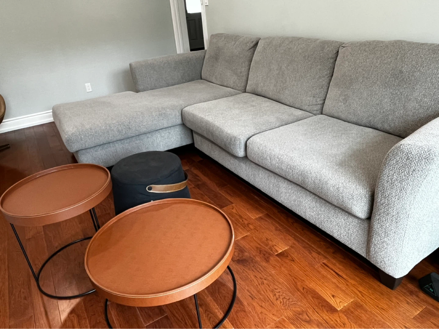 Sofa sectional