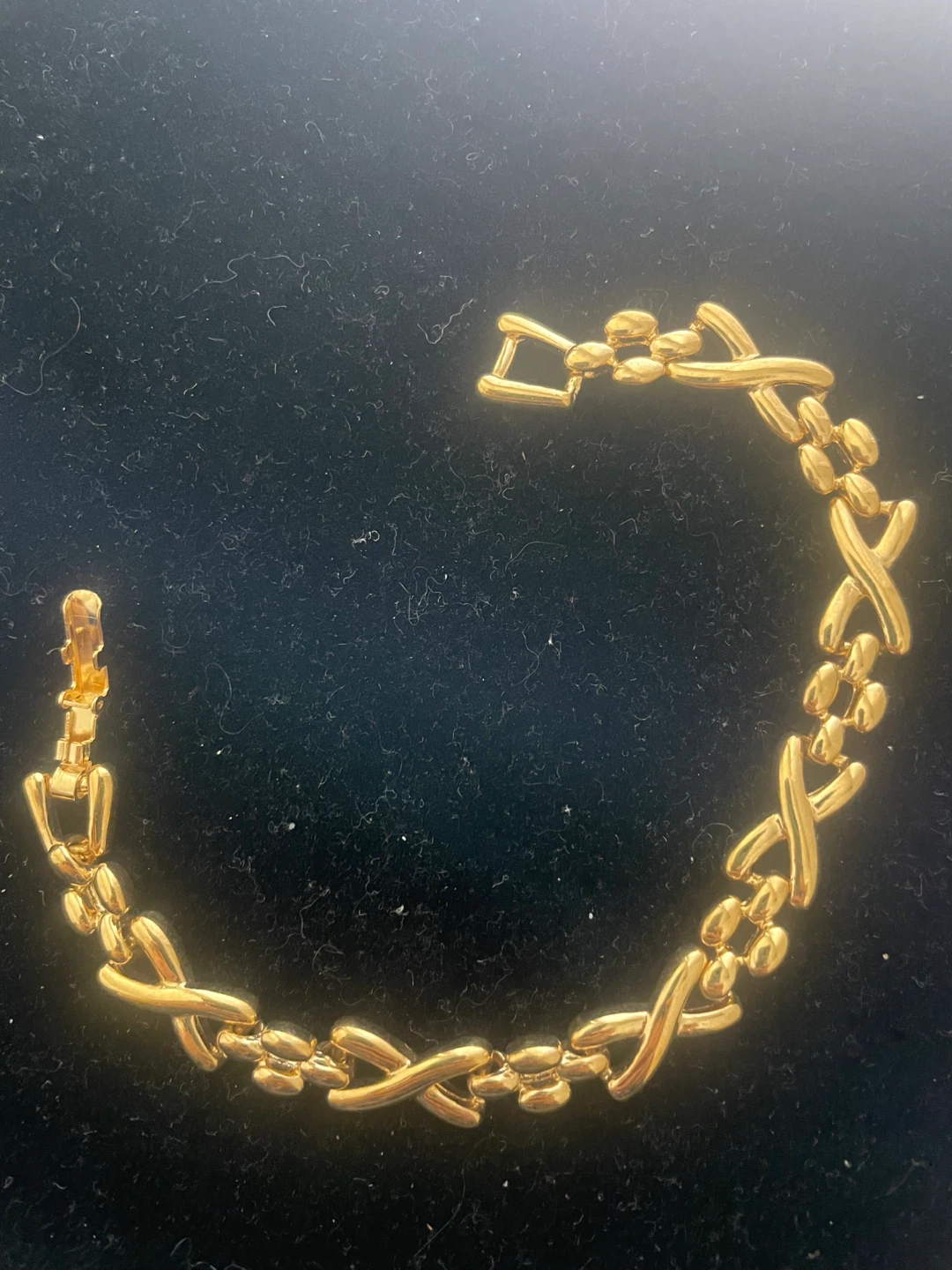 VENDOME VINTAGE Gold Tone Link Bracelet
