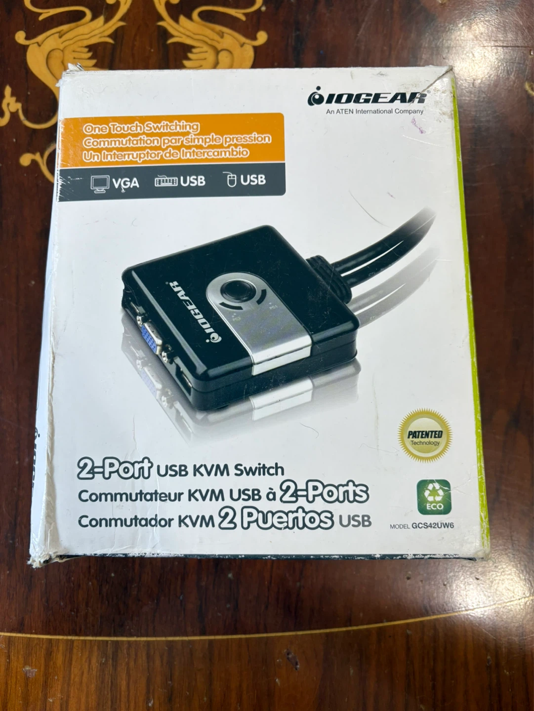 IOGEAR 2-Port USB KVM Switch