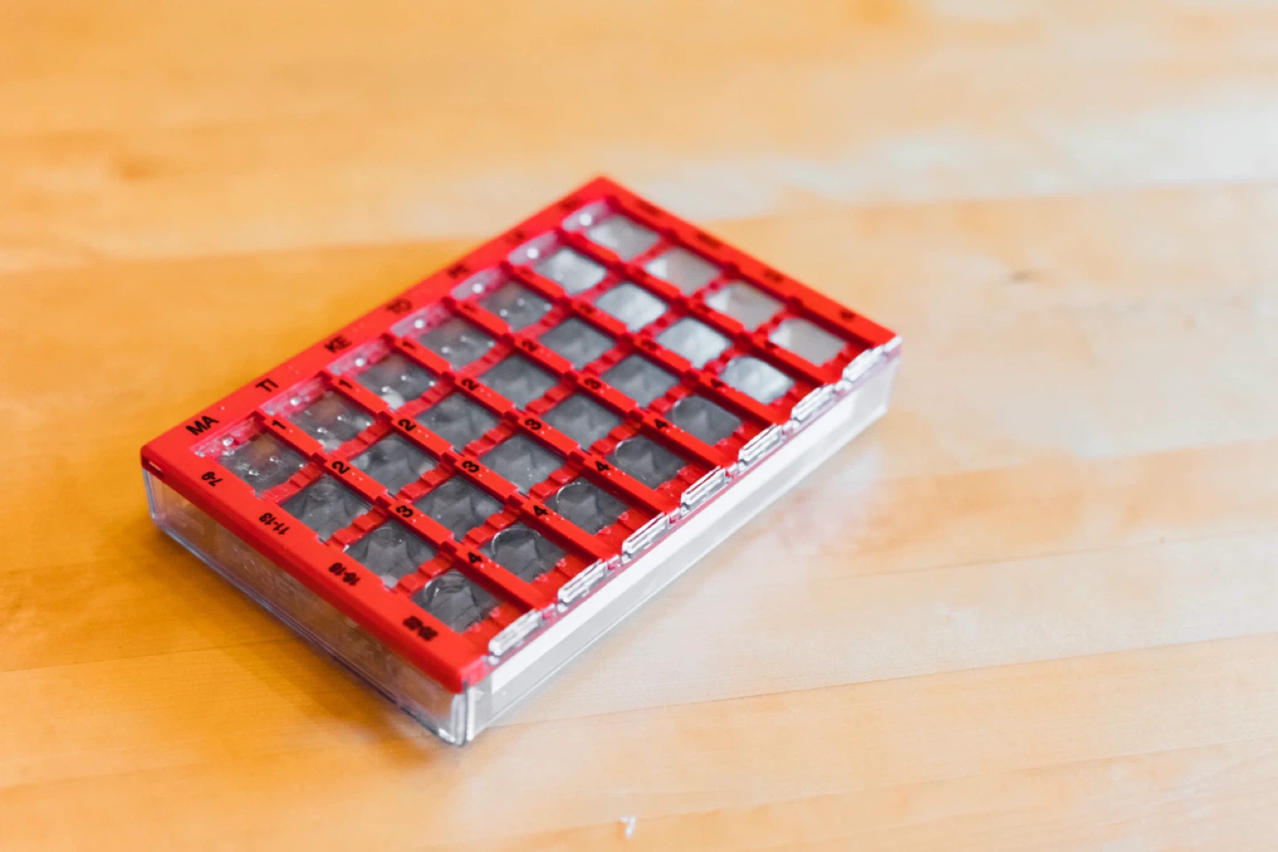 28 Day Pill Organizer - photo 3