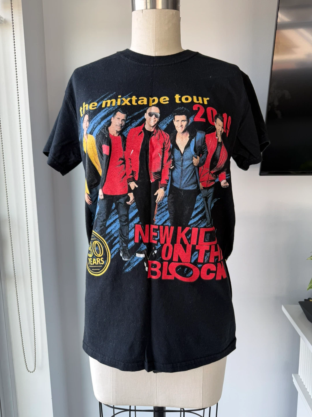 New Kids On The Block Mixtape Tour concert T-Shirt size small