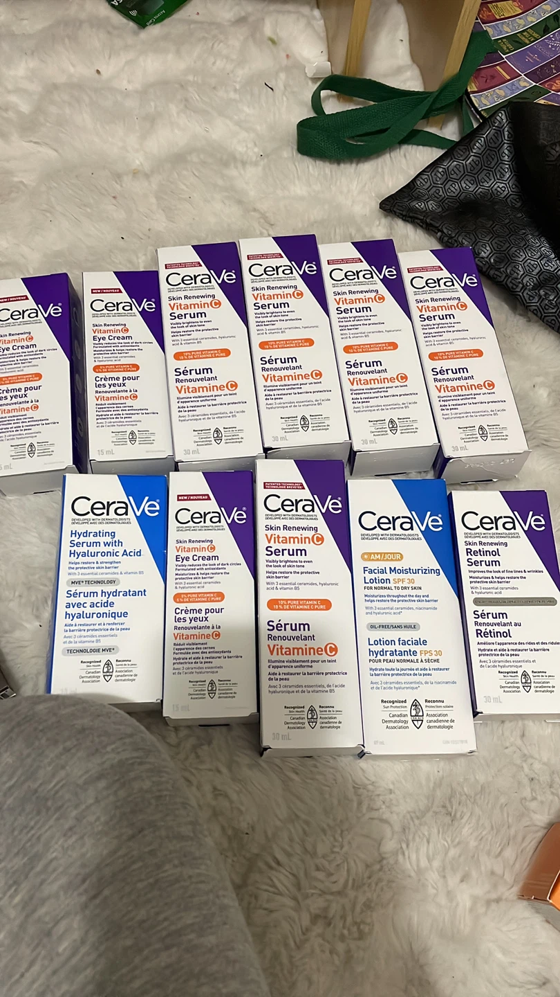 CeraVe Skin Renewing Vitamin C Serum
