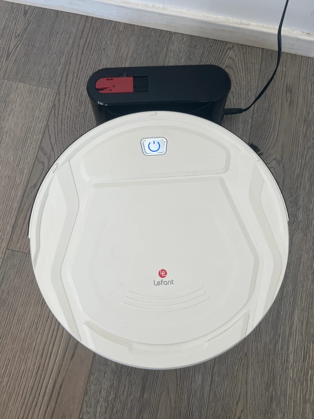 Lefant Robot Vacuum Cleaner + Dock - photo 2