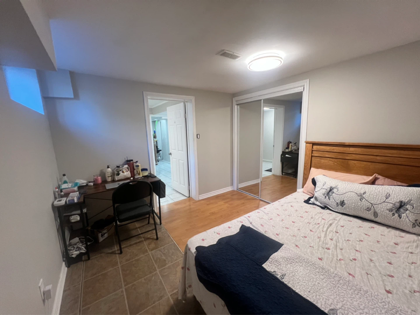 Private room in Markham & Lawrance Scarborough