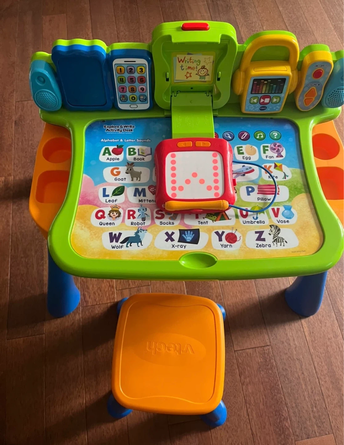 VTech Explore Activity Desk Set with a Stool and two Cards - photo 2