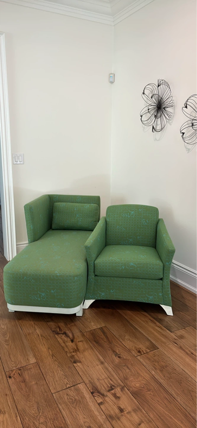 NEW Green Chaise Lounge Chair Set