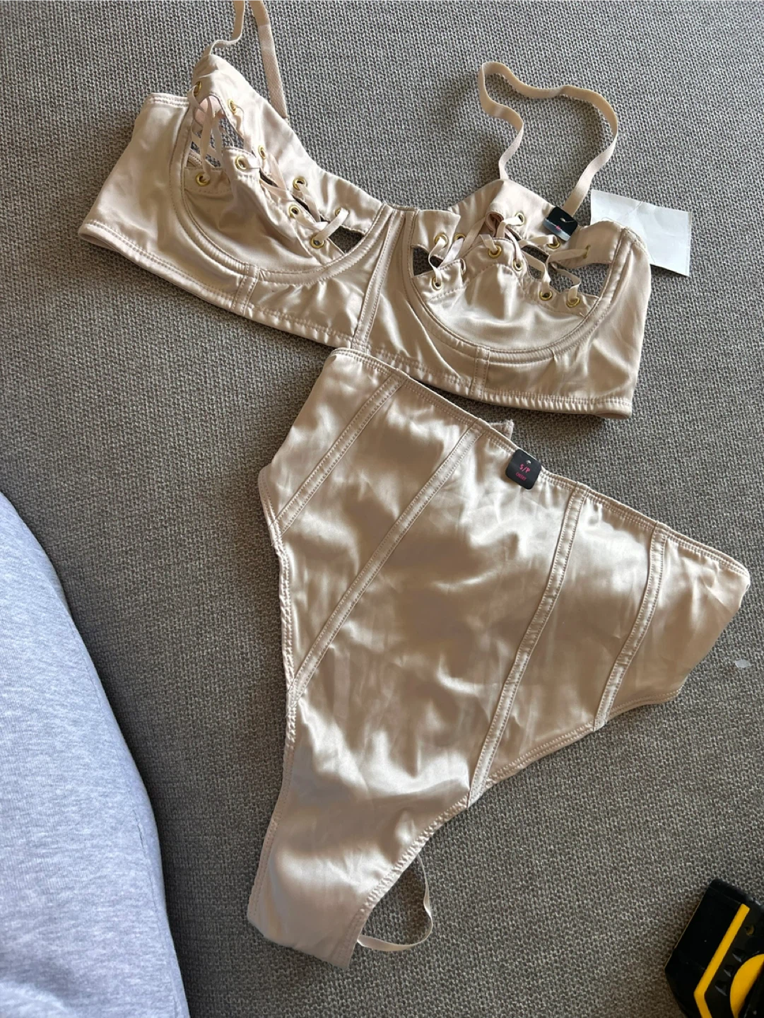 Lasenza new nude lingerie set - top M bottom S - with tags