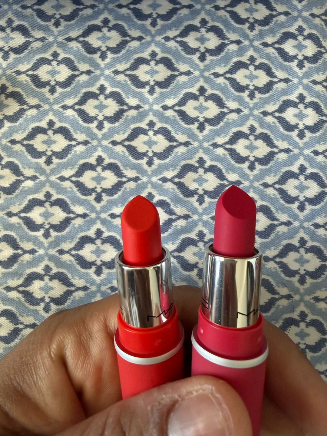MAC mini Lipstick - Gossip Guzzler & Cupid’s bow