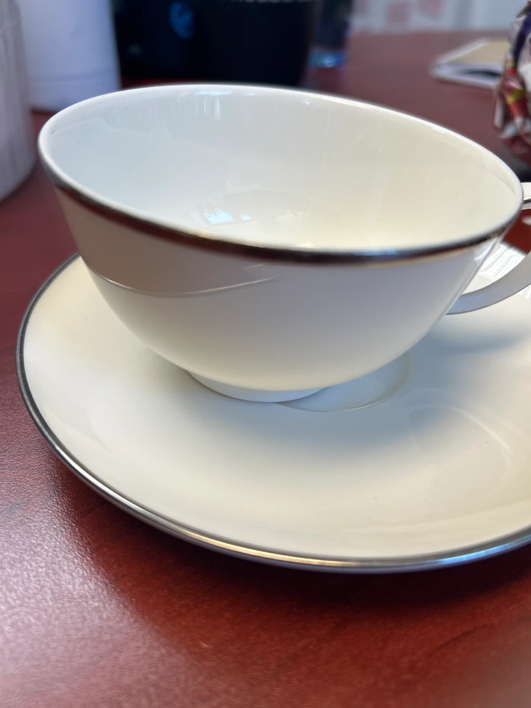 White Teacup and Saucer Set (6 cups and 4 plates) - photo 2