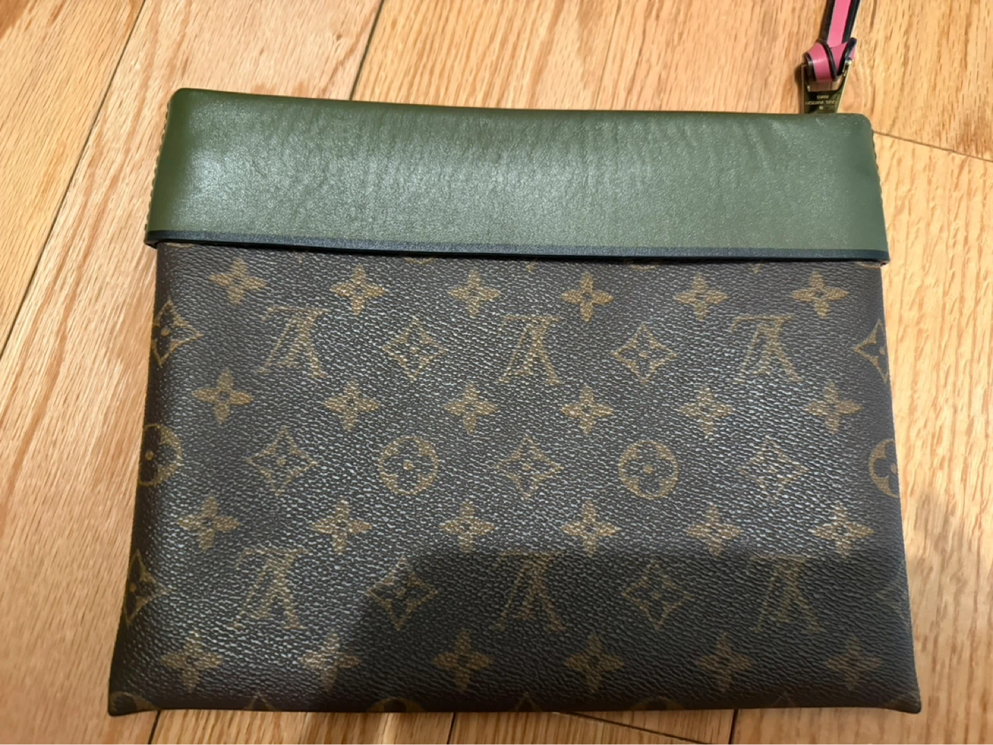 Authentic Louis Vuitton Monogram Pouch Clutch