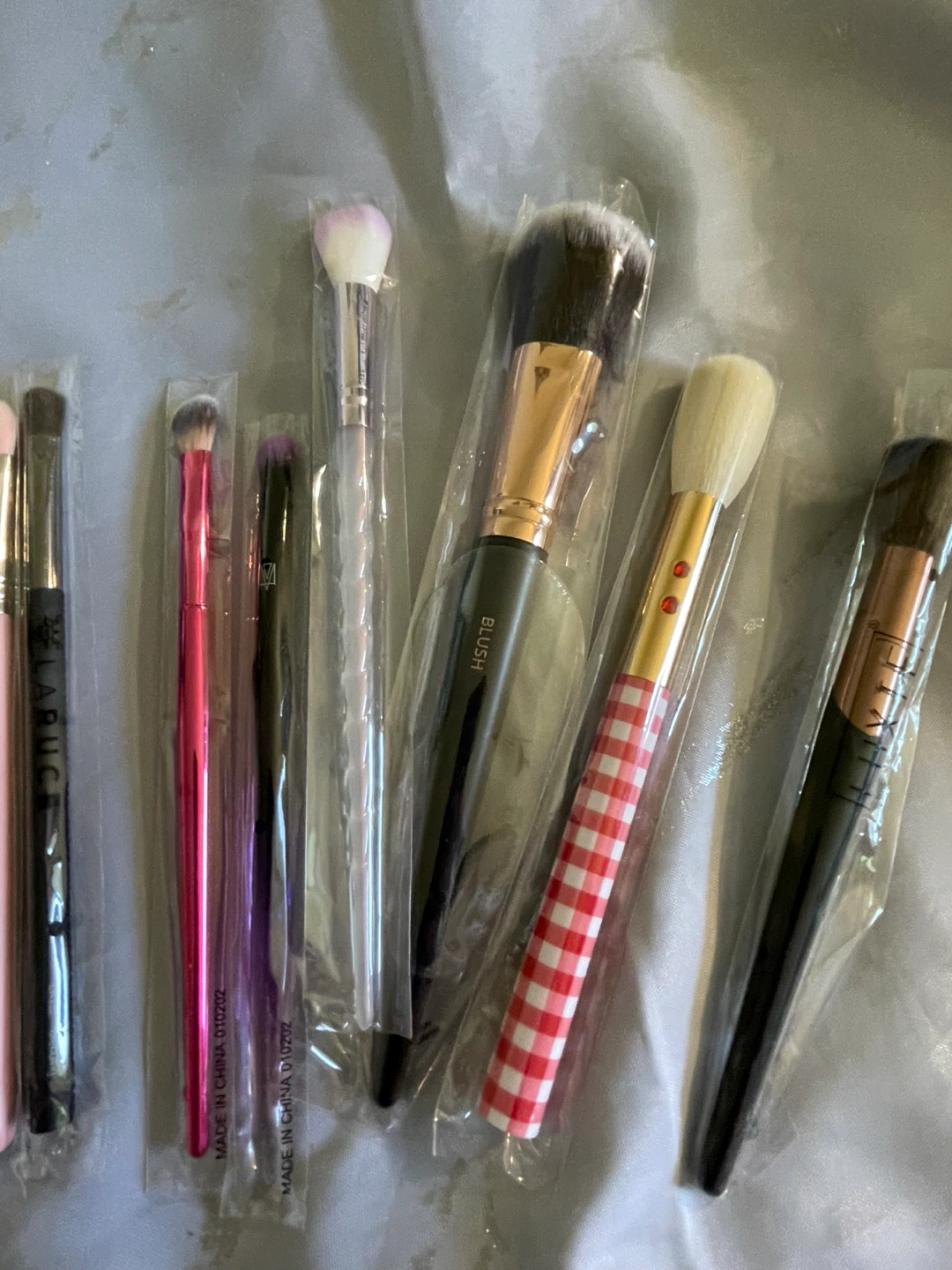Variety of makeup brushes - photo 3