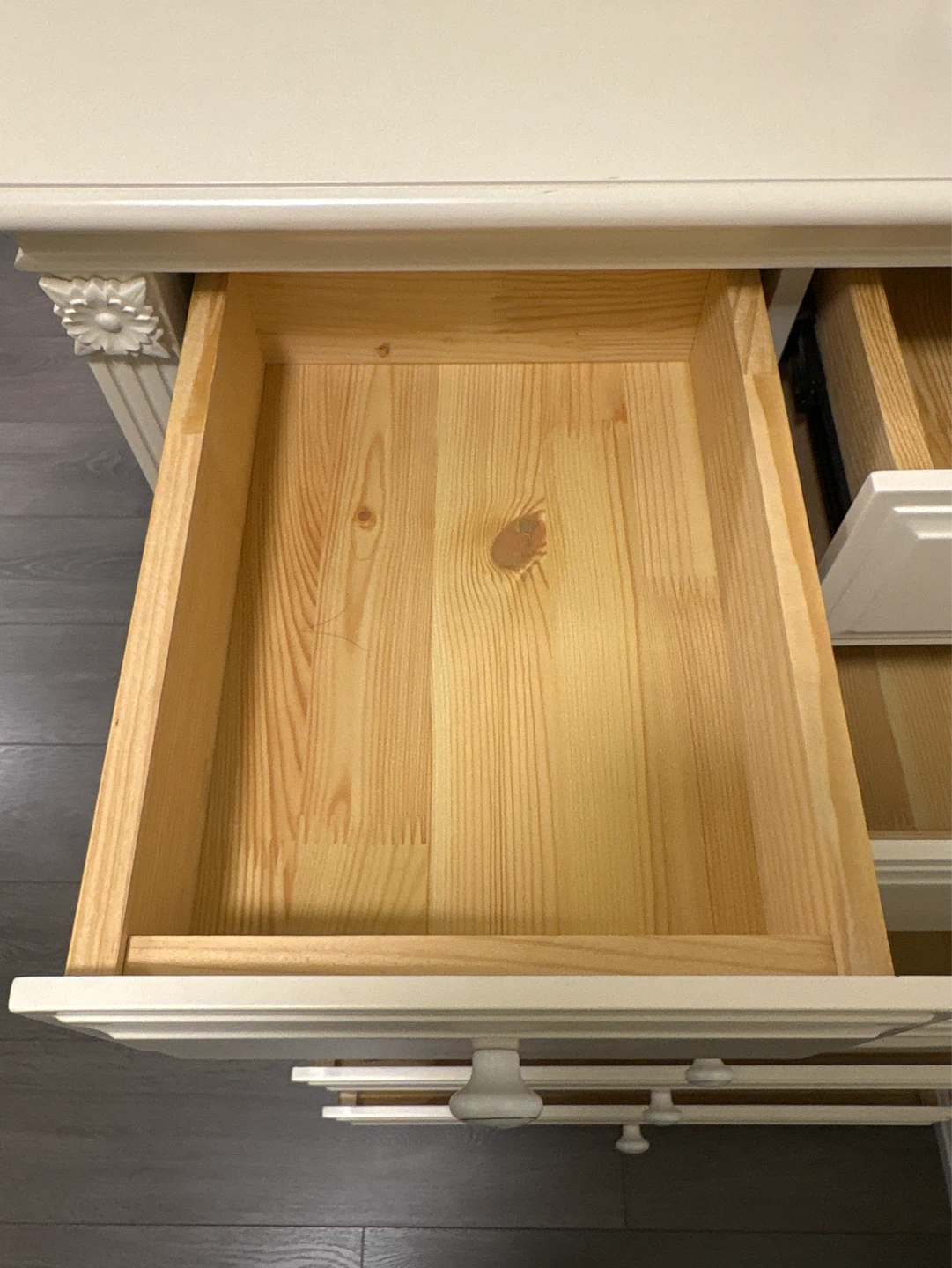 Cream 6-Drawer Dresser - photo 3