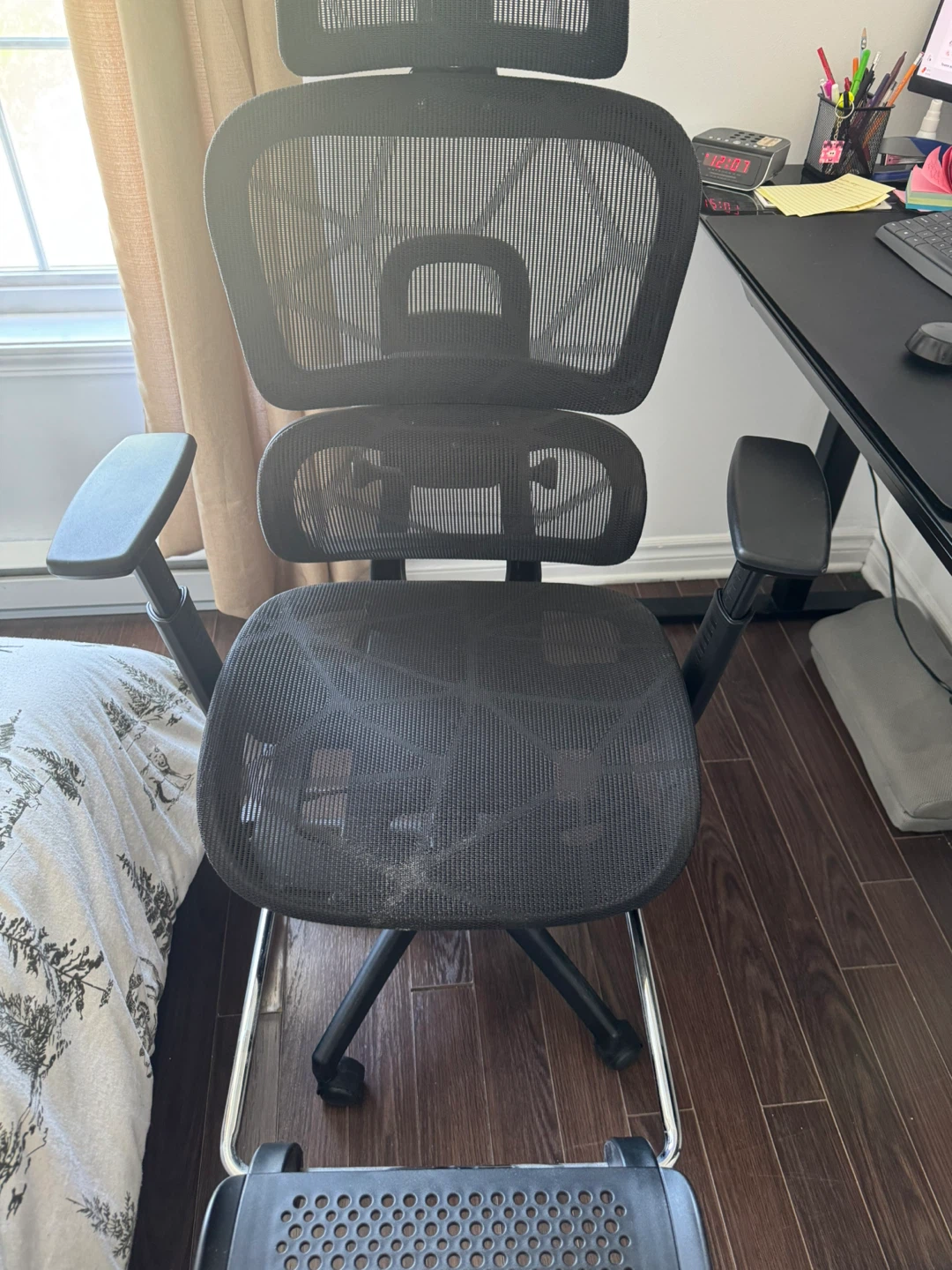 Chaise de bureau ergonomique noire