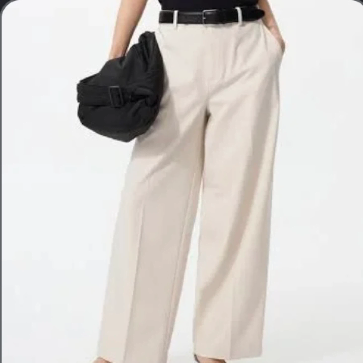 Uniqlo Pleated Crisp White Pants - photo 2
