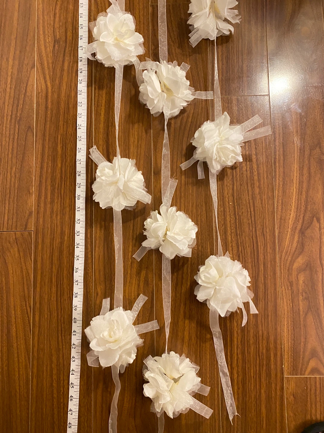 Luxurious White Flower Garlands with Shimmering Tulle Ribbon - photo 3