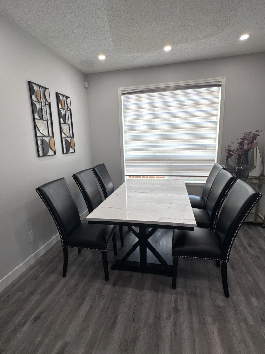 Dining Table and 6 Chairs Set