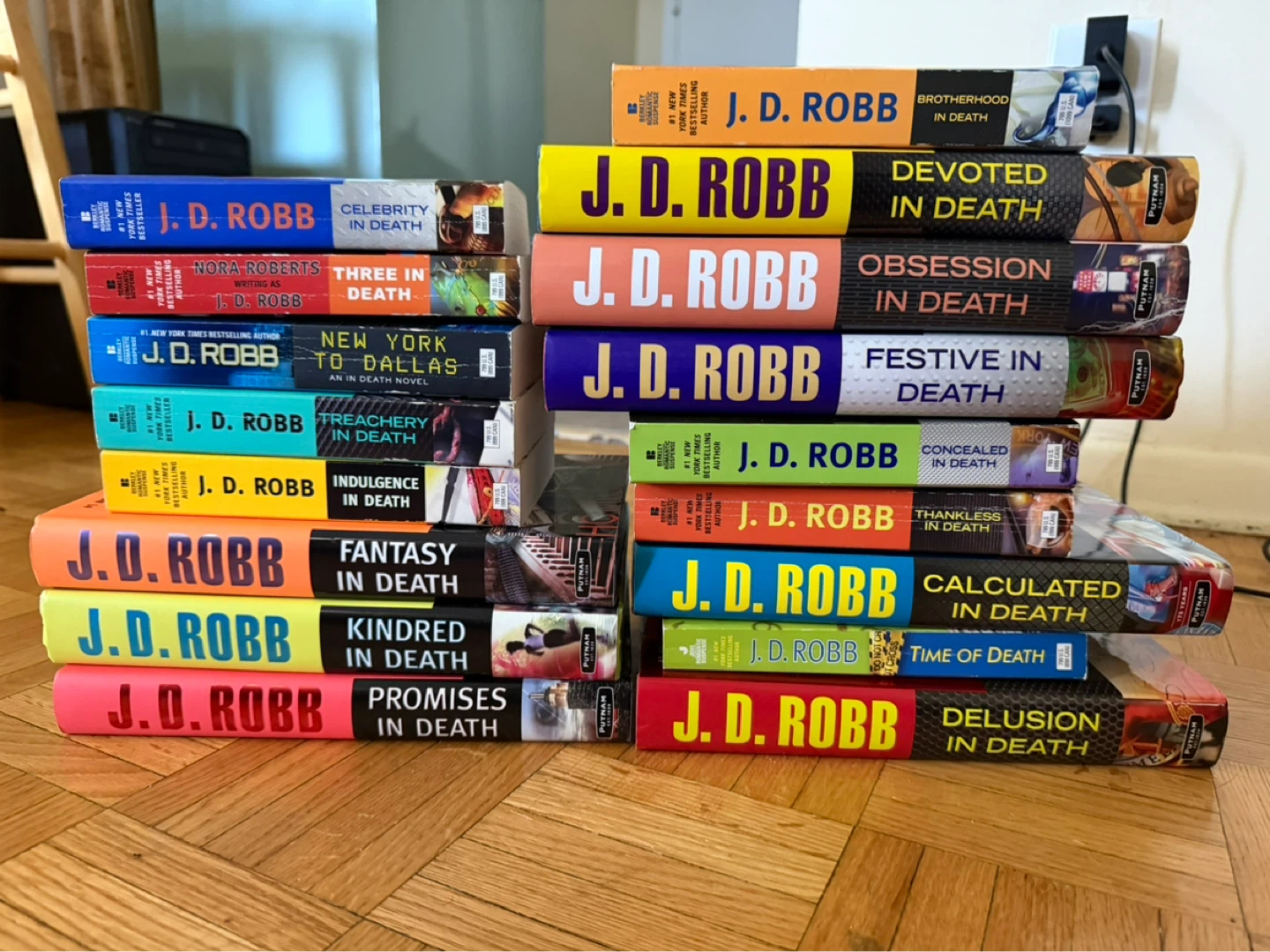 J.D. Robb Nora Roberts Book Collection - photo 3