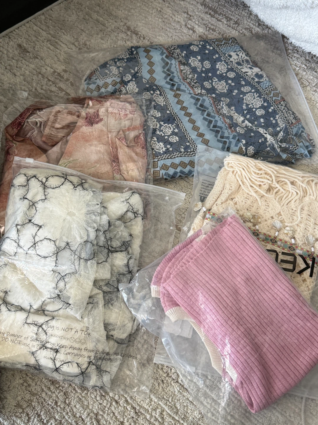 Bundle of Women's Clothing Items Sale - photo 2