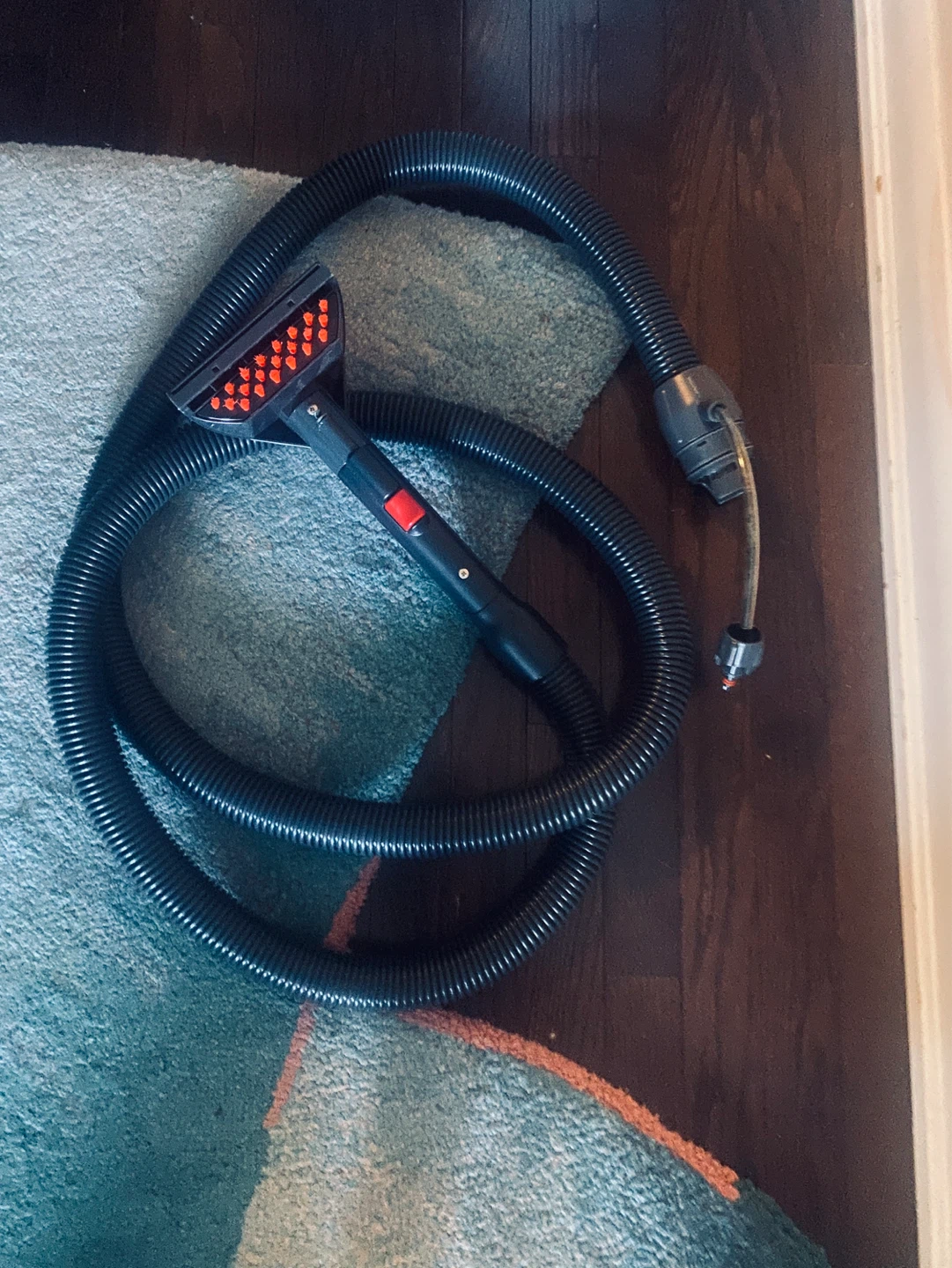 Carpet Cleaning Hose and Attachment