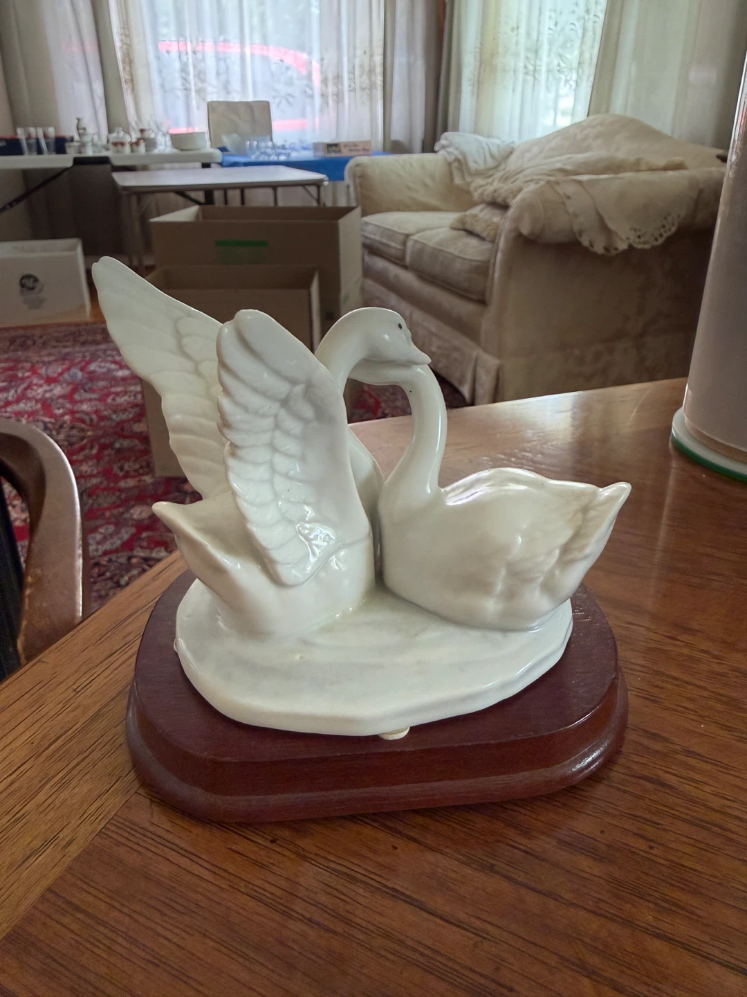Cellini Porcelain Swan Figurine on Wooden Base - photo 2