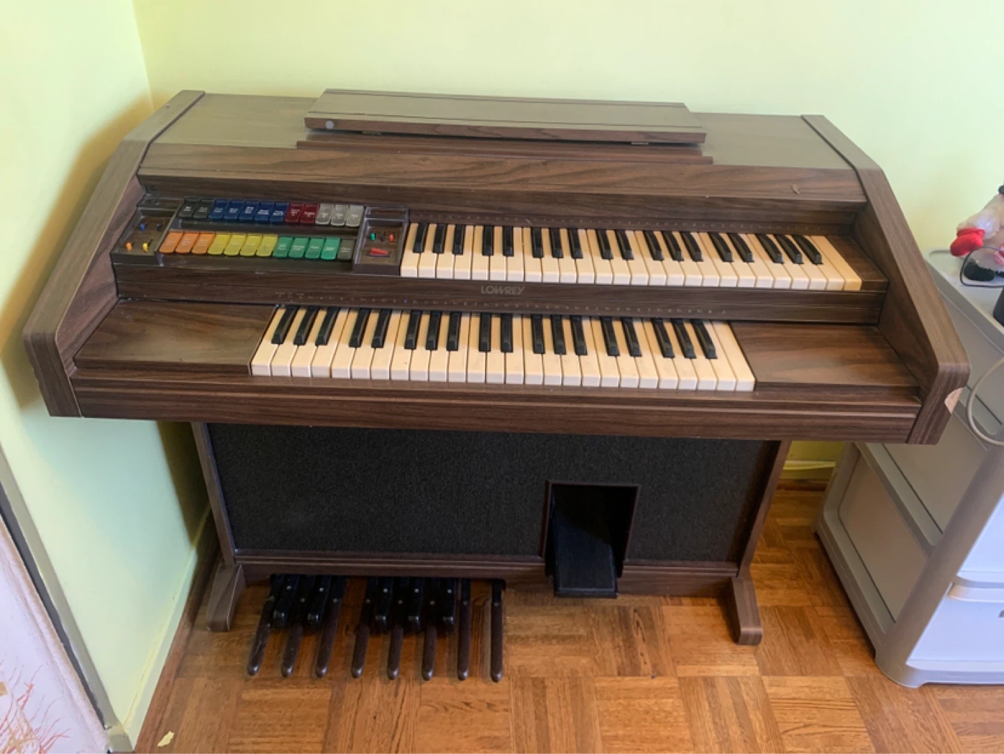 LOWREY Mardi Gras Electric Organ