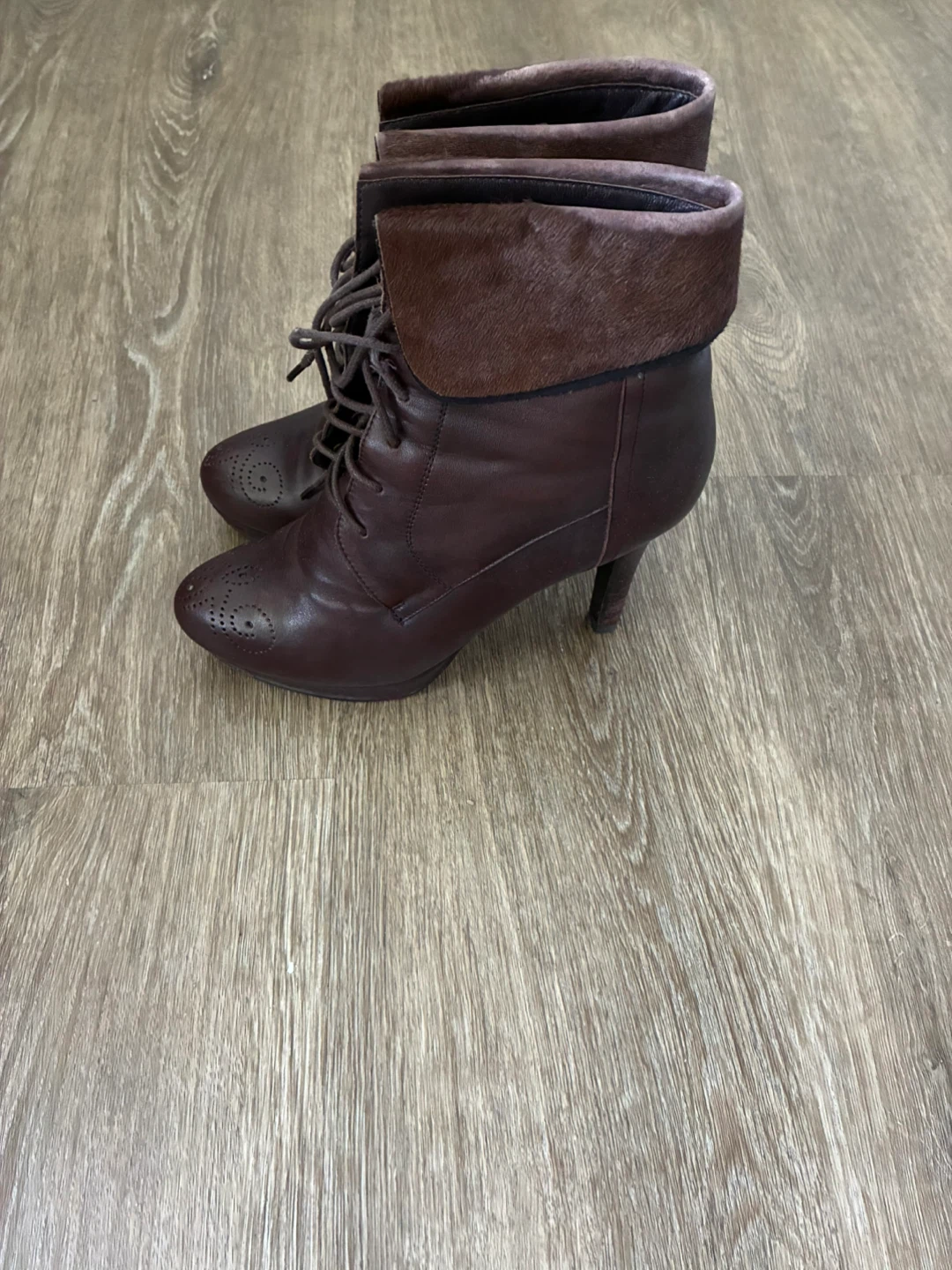 Brown-burgundy lace-up ankle boots size 37/7.5 - photo 3