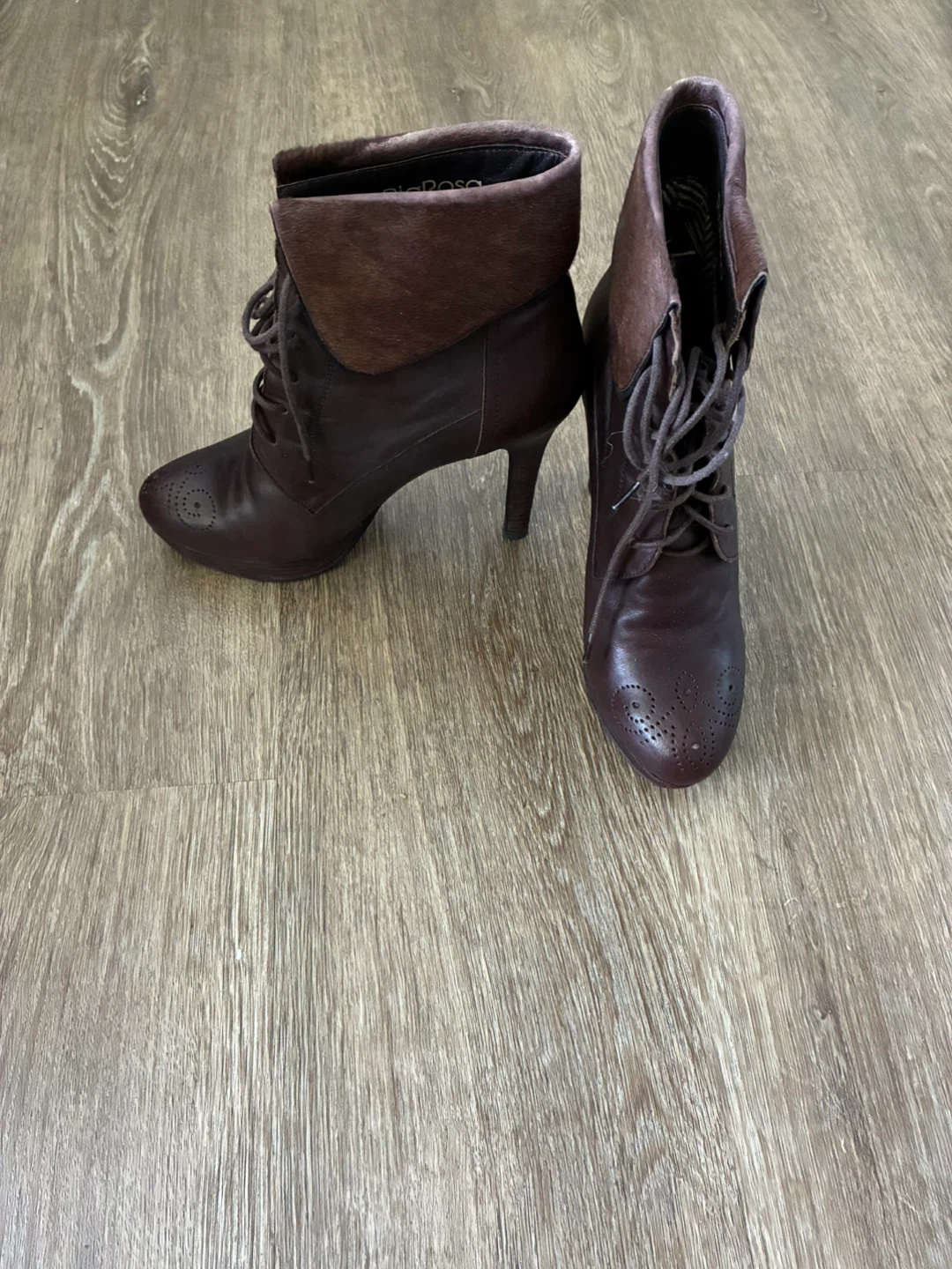 Brown-burgundy lace-up ankle boots size 37/7.5 - photo 2