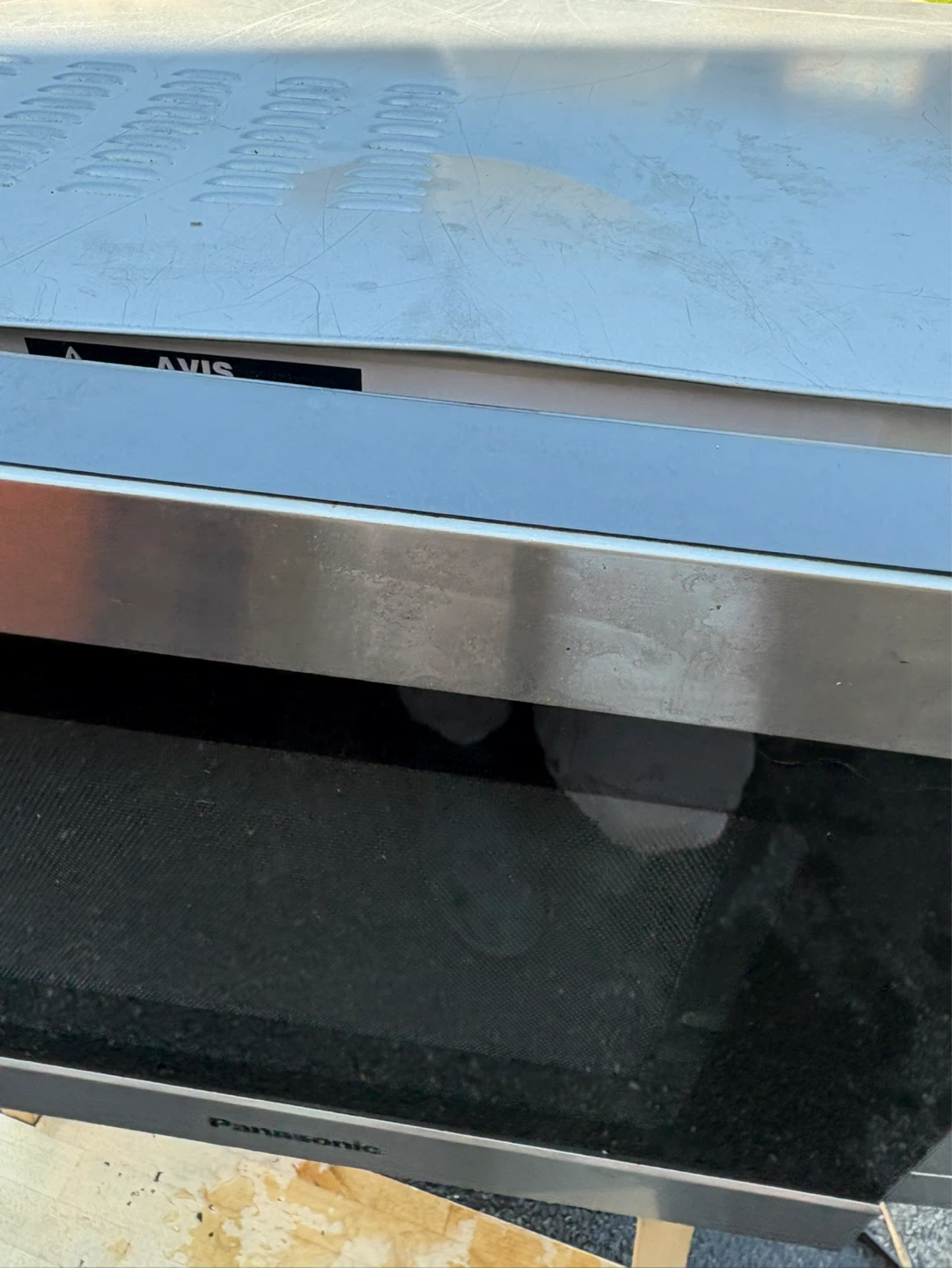 Panasonic 1100W Power Grill Microwave - photo 2