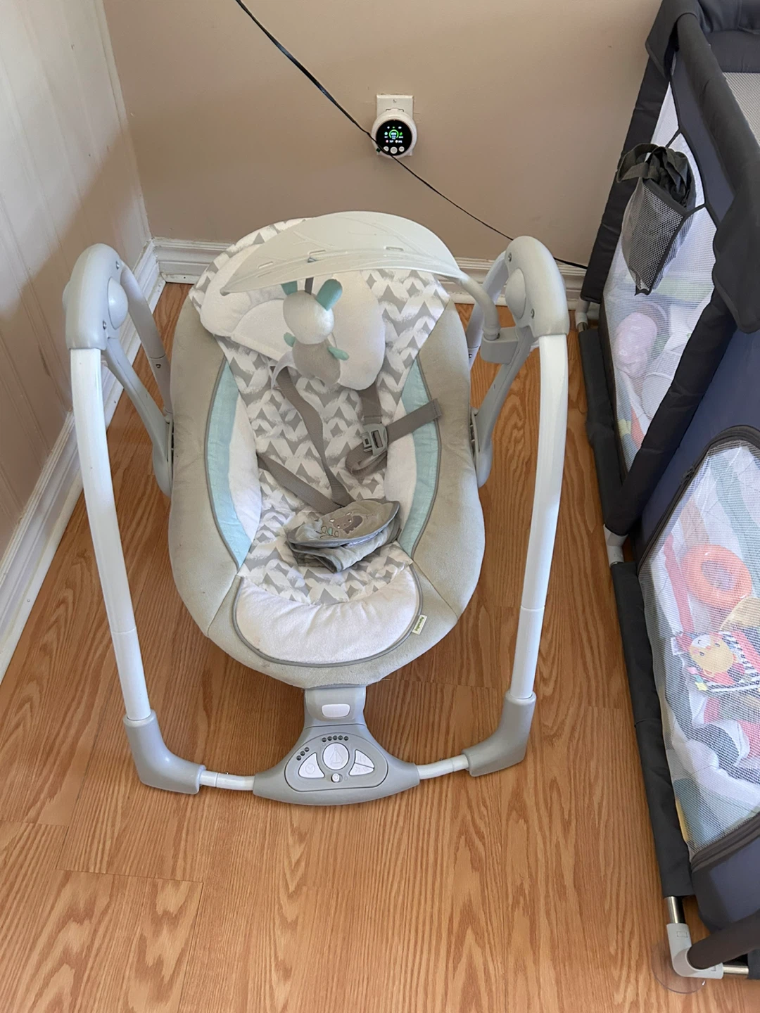 Ingenuity ConvertMe Swing-2-Seat Portable Swing