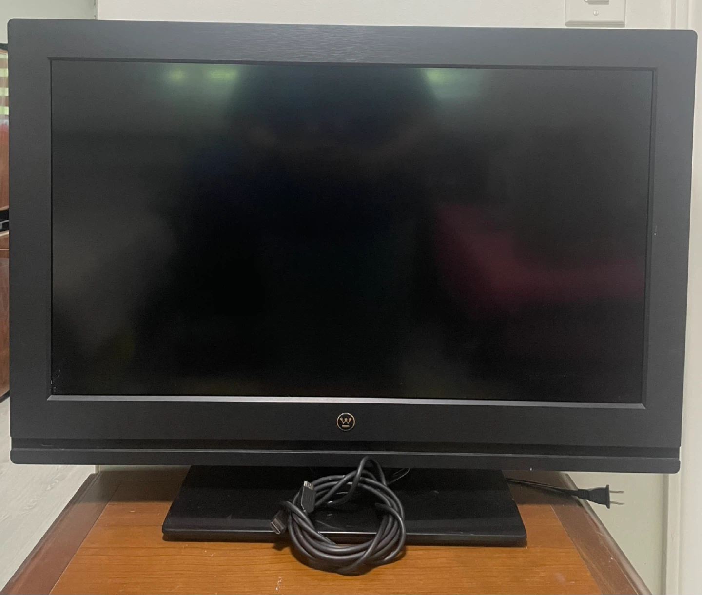 Television with HDMI Cable - photo 3