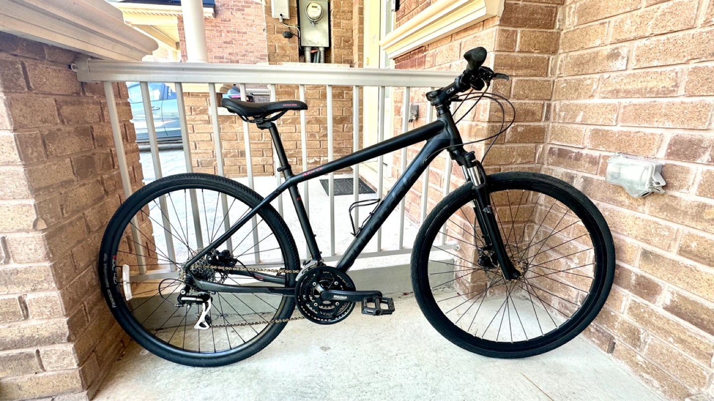 Cannondale Quick CX4 Hybrid Bike