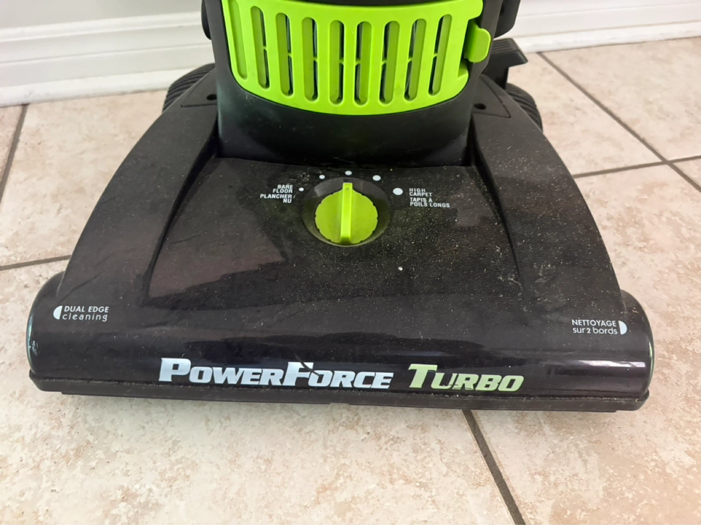 Bissell PowerForce Turbo Vacuum Cleaner - photo 3