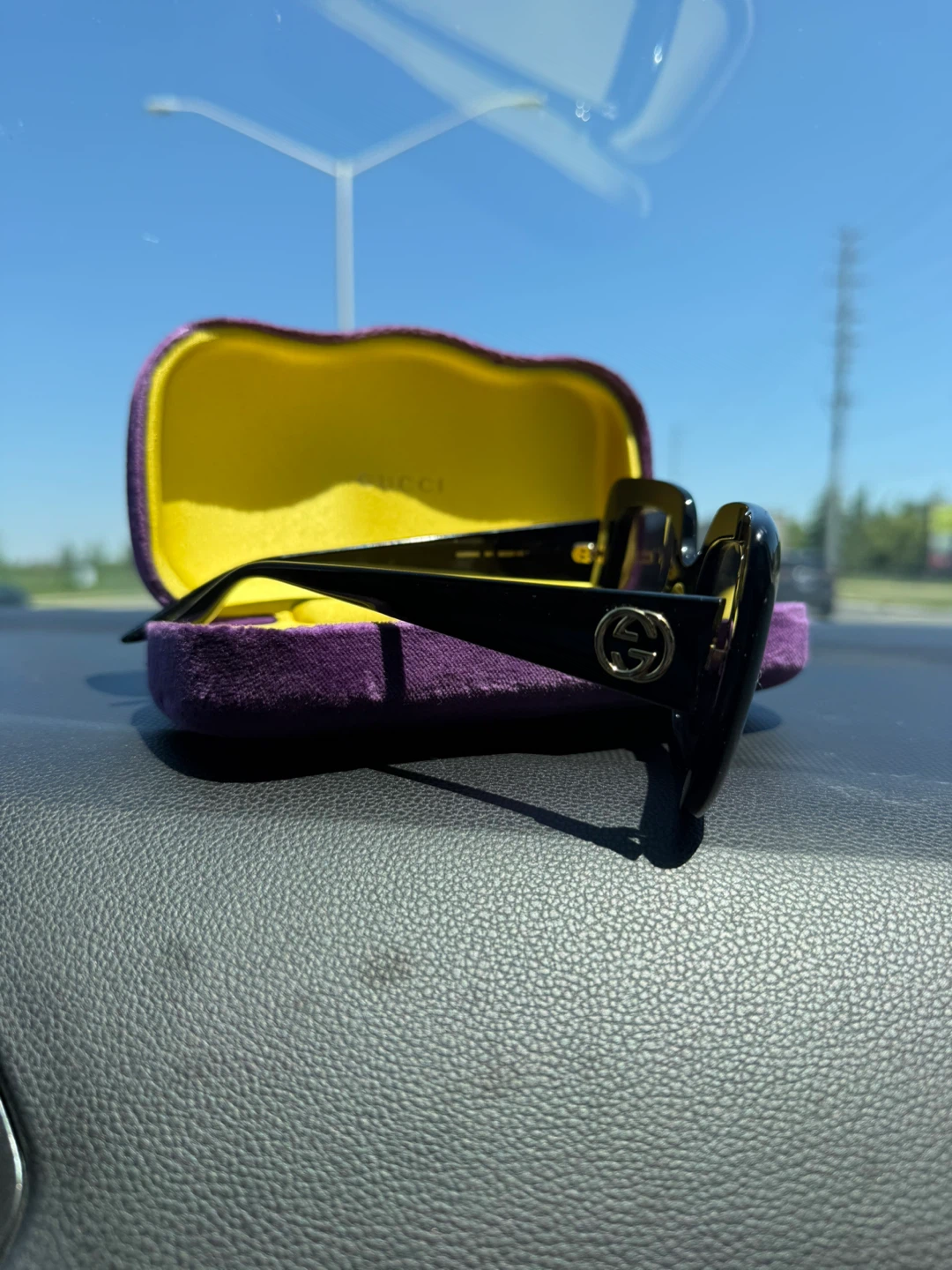 Gucci Sunglasses - photo 3