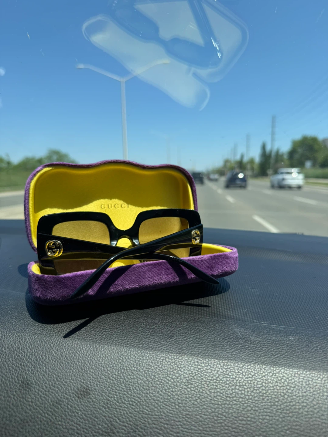 Gucci Sunglasses - photo 5